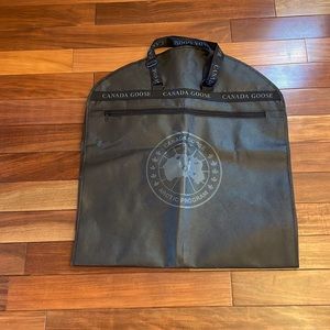 Canada Goose Garment bag